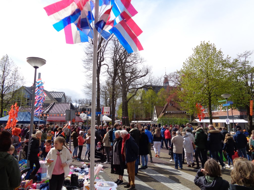 2017_0427_114518.jpg - Koningsdag Bergen