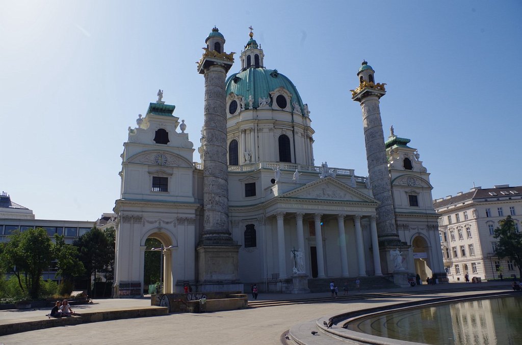 2017_0831_110022.JPG - Karlskirche