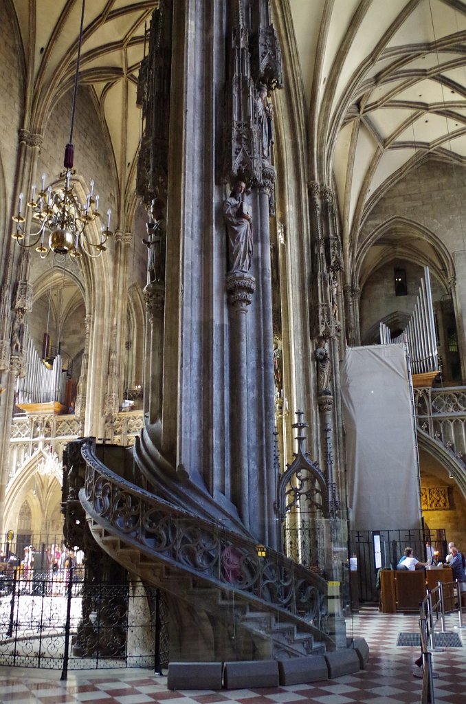 2017_0831_141536.JPG - St. Stephandom