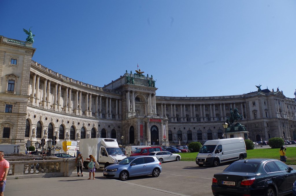 2017_0831_154005.JPG - Hofburg