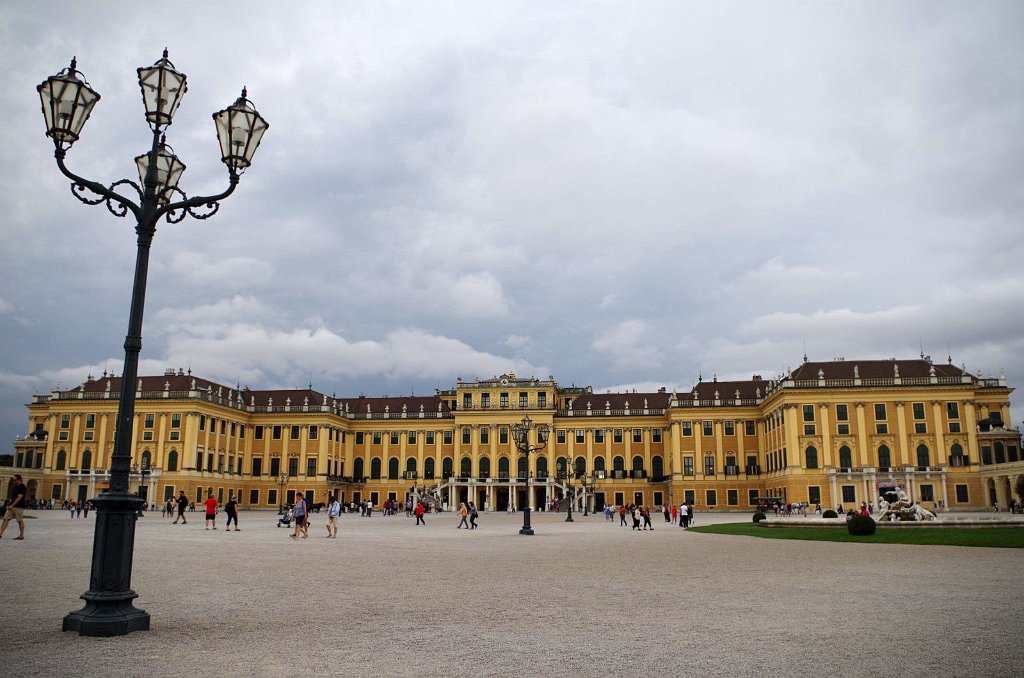 2017_0901_133358.JPG - Schoenbrunn