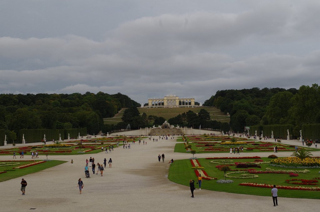 2017_0901_134226.JPG - Schoenbrunn