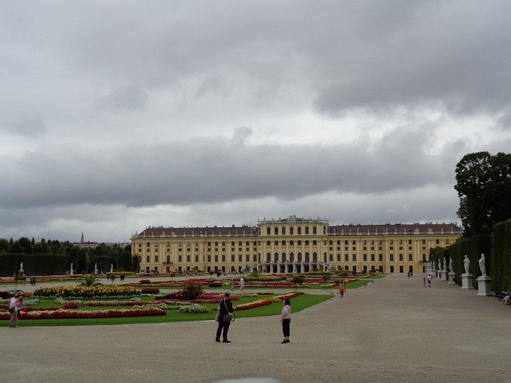 2017_0901_144025.JPG - Schoenbrunn