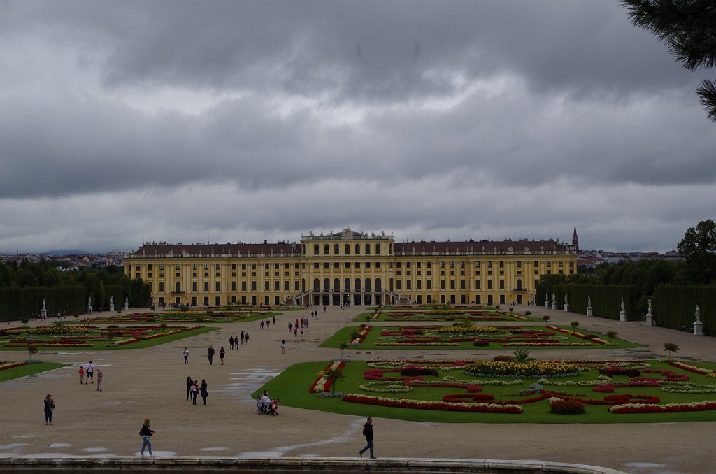 2017_0901_153654.JPG - Schoenbrunn