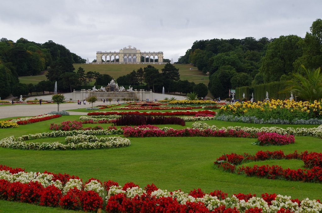 2017_0901_154555.JPG - Schoenbrunn