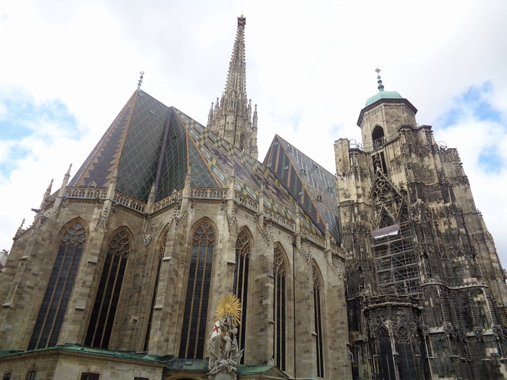 2017_0902_102119.JPG - St Stephansdom