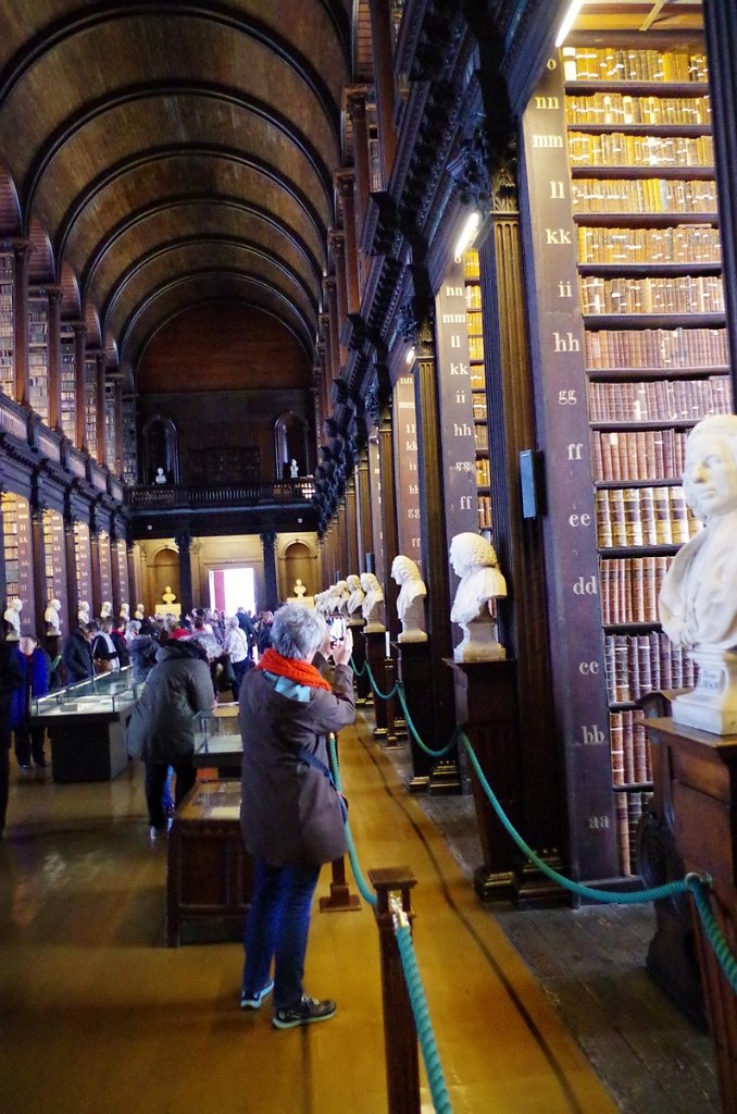 2017_1130_120534.JPG - Trinity College Library