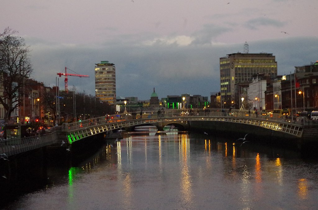 2017_1130_162502.JPG - Liffey river