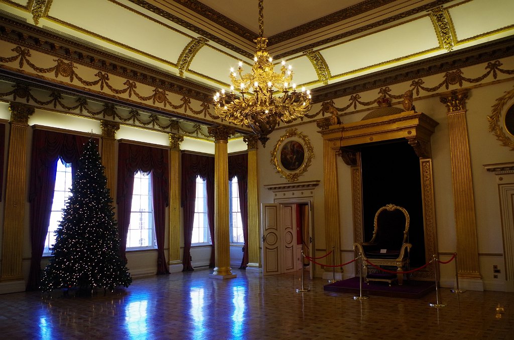 2017_1201_124911.JPG - Dublin Castle - The Throne Room