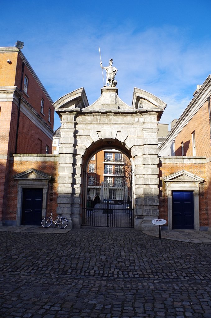 2017_1201_130526.JPG - Dublin Castle