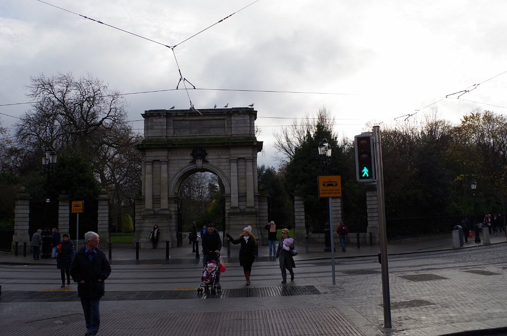 2017_1202_120410.JPG - St. Stephen's Green 