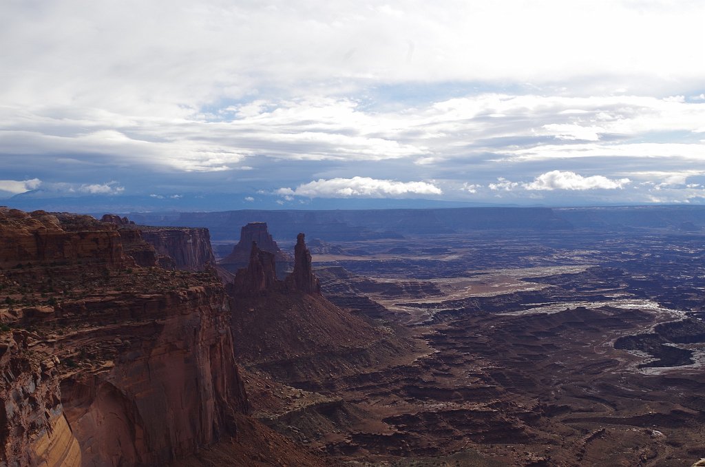 2018_0323_085640.JPG - Canyonlands Island in the Sky - Mesa Arch