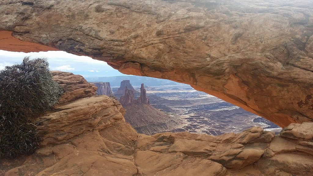 2018_0323_085854.jpg - Canyonlands Island in the Sky - Mesa Arch