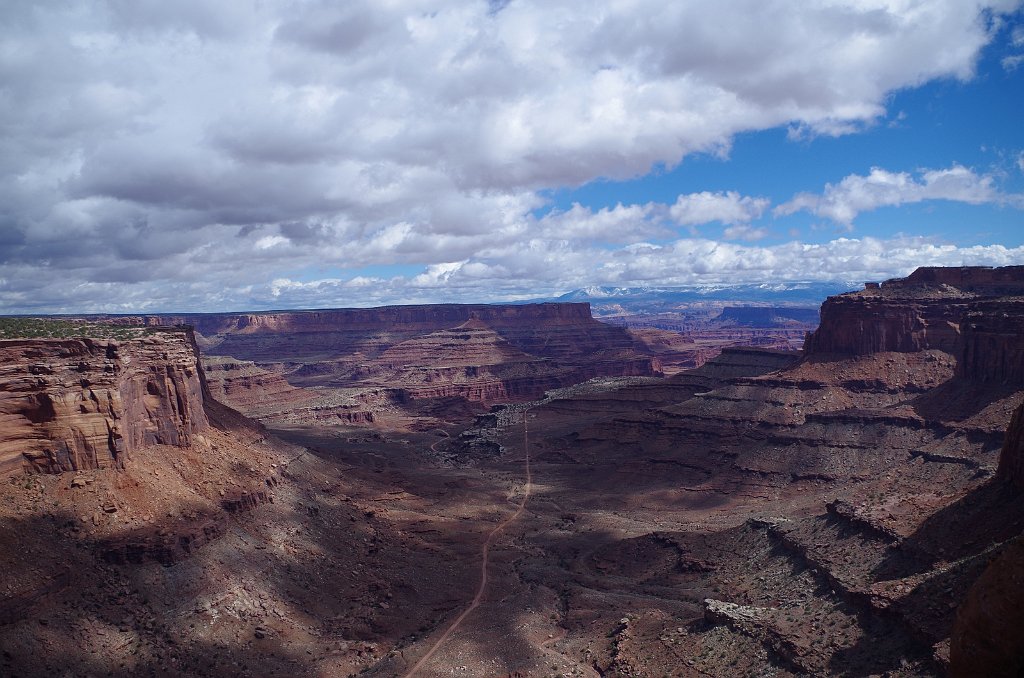 2018_0323_120216.JPG - Canyonlands Island in the Sky - Shafer Canyon