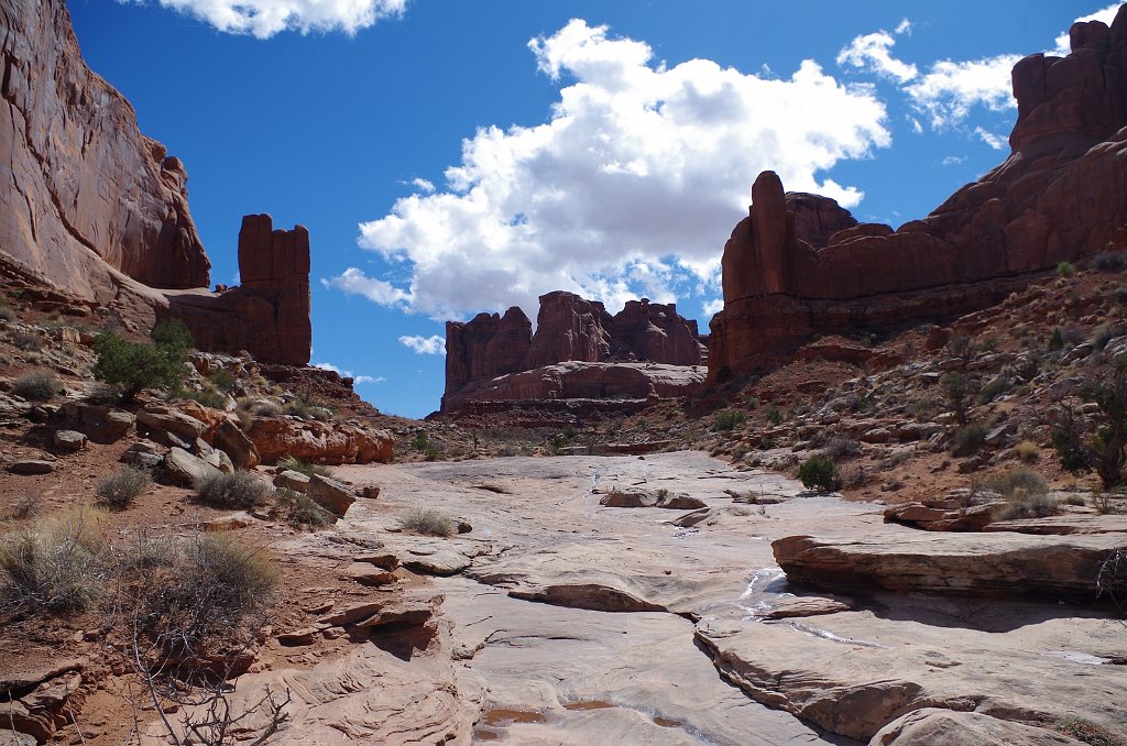 2018_0323_134854.JPG - Arches - Park Avenue