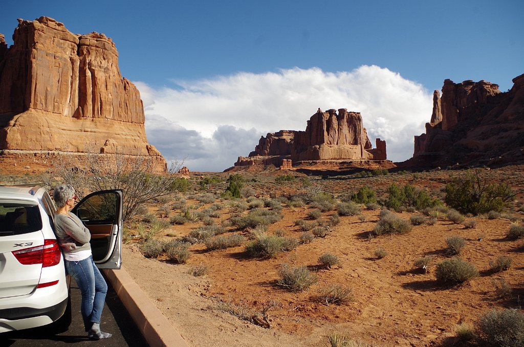 2018_0323_155318.JPG - Arches - Courthouse Towers