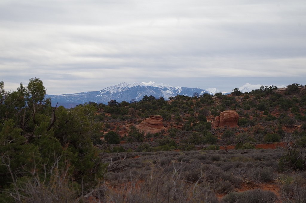 2018_0324_094503.JPG - Arches - Broken Arch