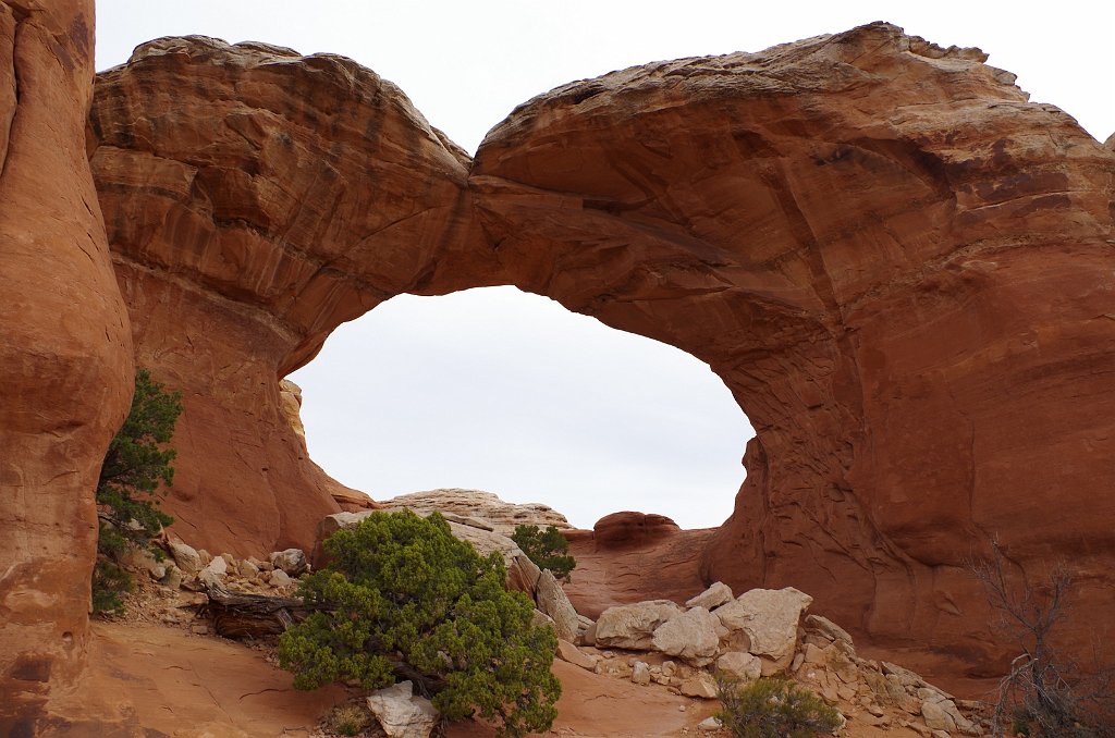 2018_0324_094755.JPG - Arches - Broken Arch