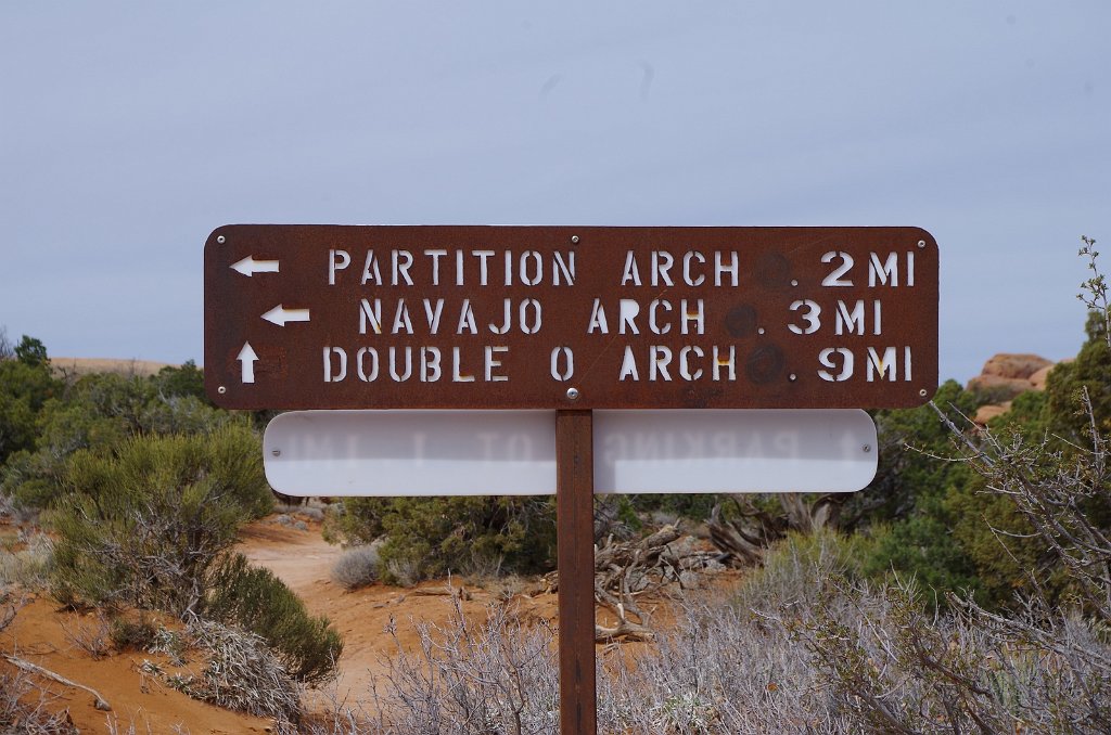 2018_0324_112152.JPG - Arches - Devils Garden Trail