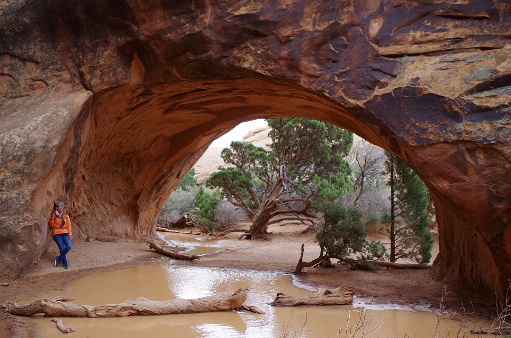 2018_0324_124613.JPG - Arches - Navajo Arch