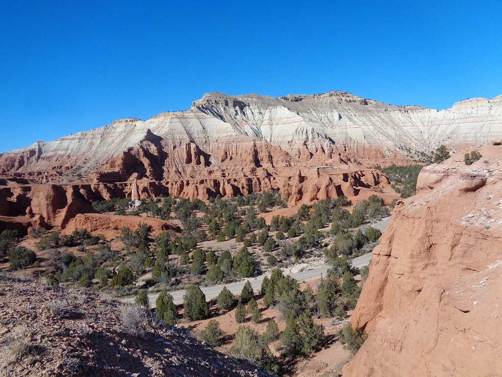 2018_1112_125817.JPG - Kodachrome Basin State Park Angel’s Palace Trail