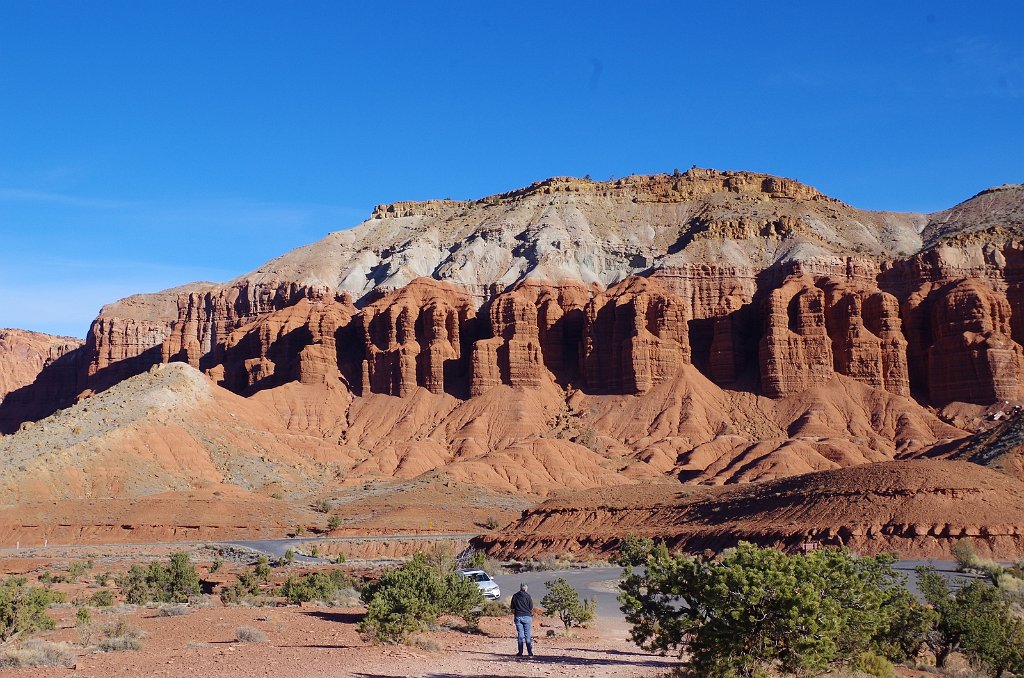 2018_1114_091129.JPG - Capitol Reef Panorama Point