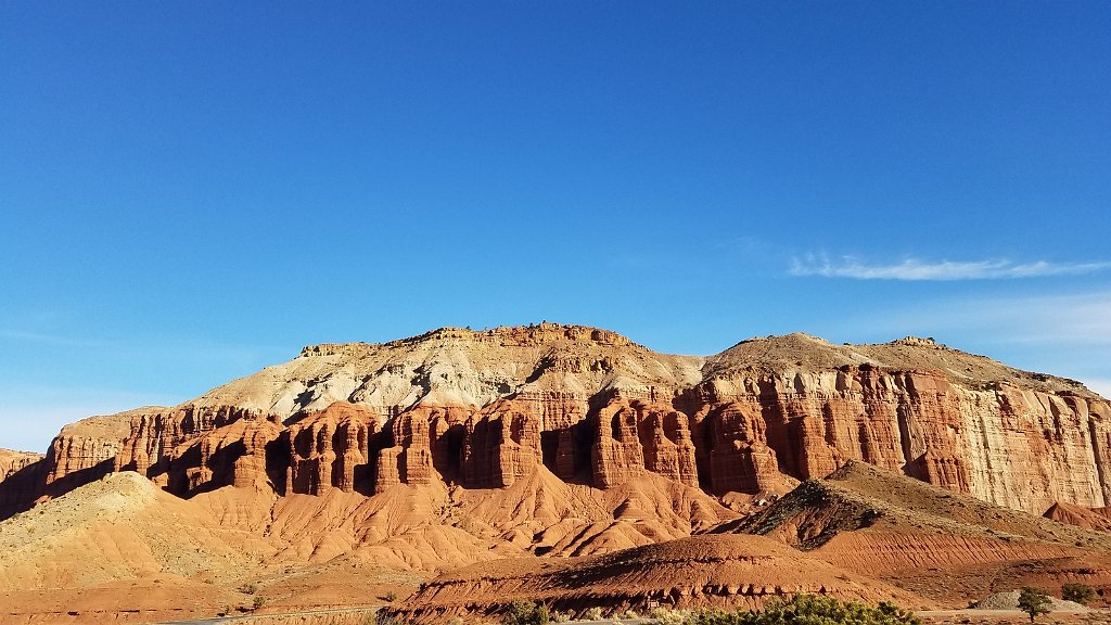 2018_1114_091446.jpg - Capitol Reef Panorama Point