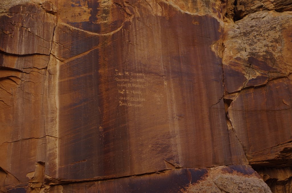 2018_1114_114108.JPG - Capitol Reef Capitol Gorge hike