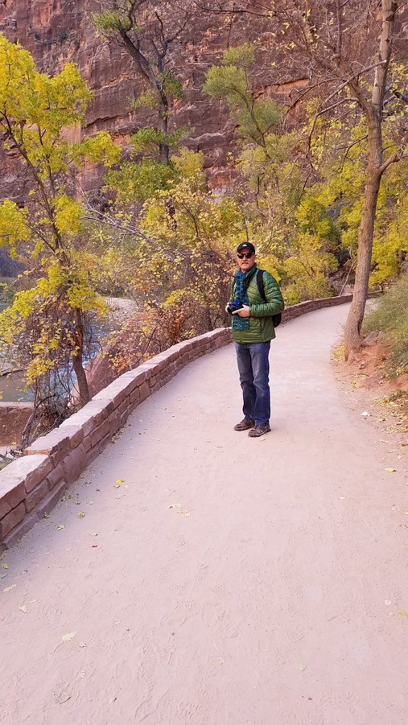 2018_1116_100249.jpg - Zion Riverside Walk