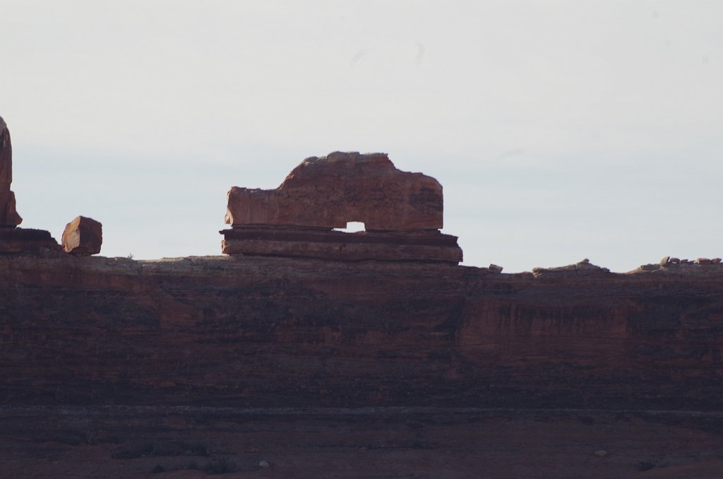 2018_0325_093715.JPG - Canyonlands The Needles - Wooden Shoe Arch