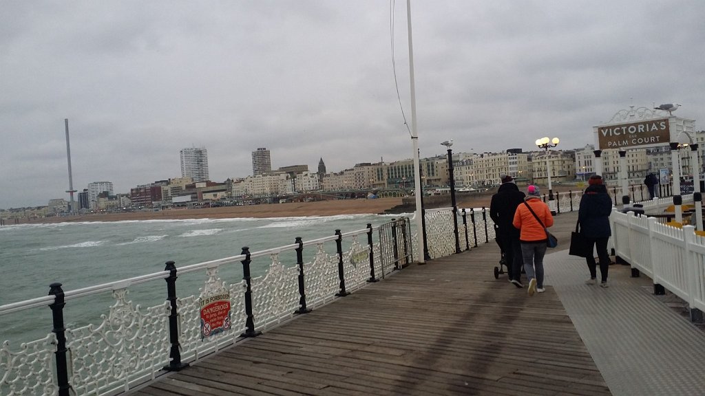 2019_0131_160527.jpg - Brighton Pier