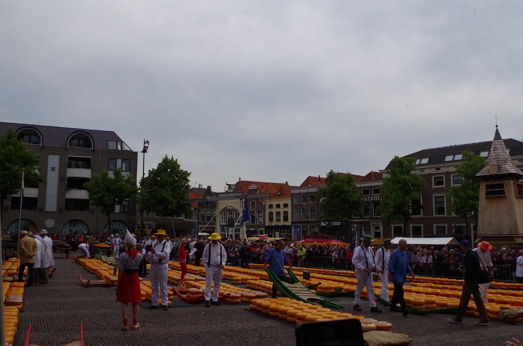 2019_0607_101651.JPG - Alkmaar - kaasmarkt