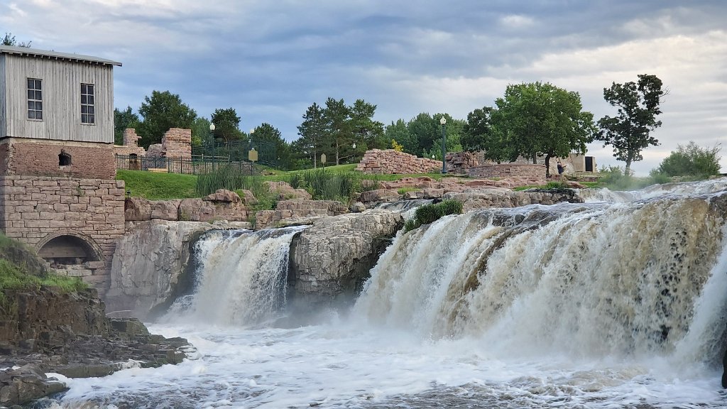 2019_0730_190049.jpg - Sioux Falls SD