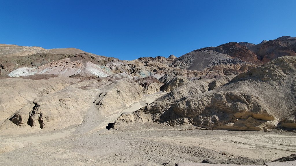 2019_1102_112835.jpg - Death Valley NP - Artists Palette