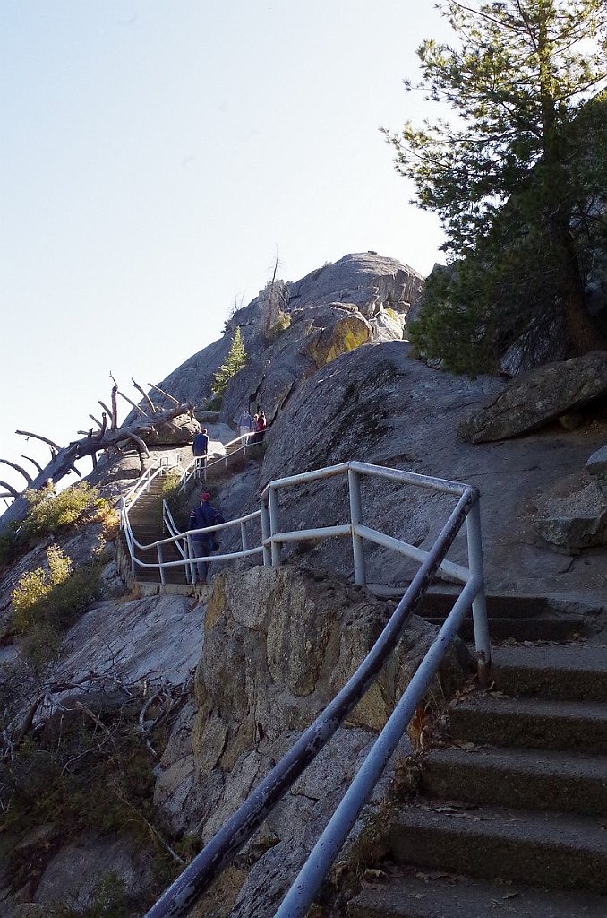 2019_1104_130225.JPG - Sequoia NP - Moro Rock