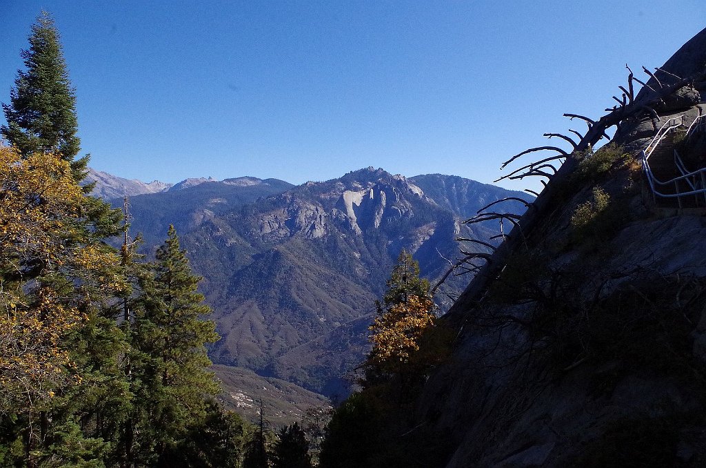 2019_1104_130231.JPG - Sequoia NP - Moro Rock