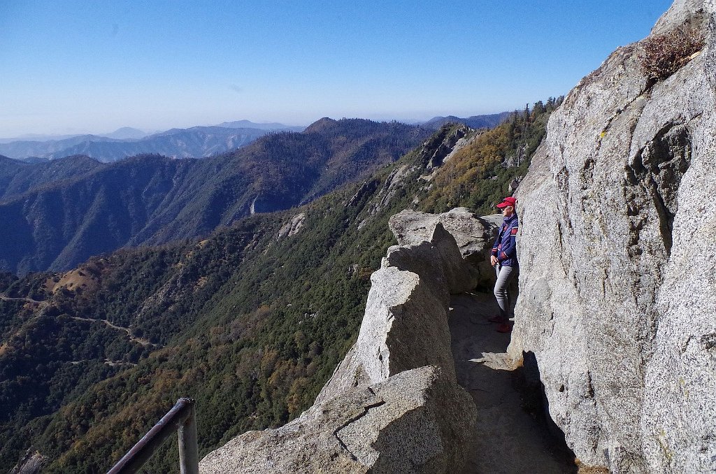 2019_1104_132012.JPG - Sequoia NP - Moro Rock