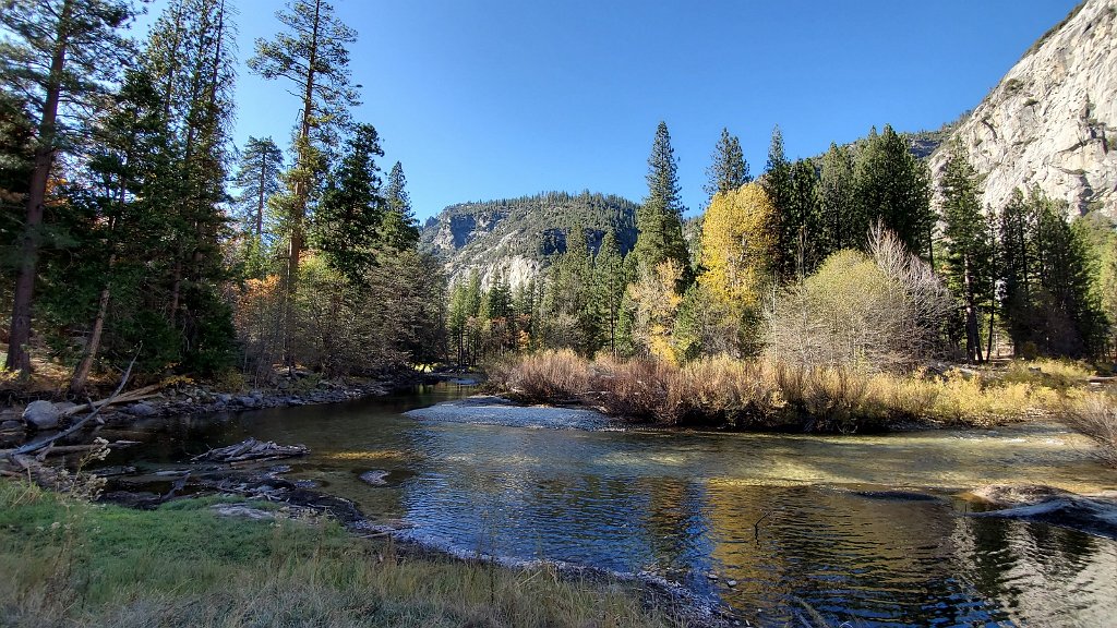 2019_1105_135123.jpg - Kings Canyon NP - Zumwalt Meadow