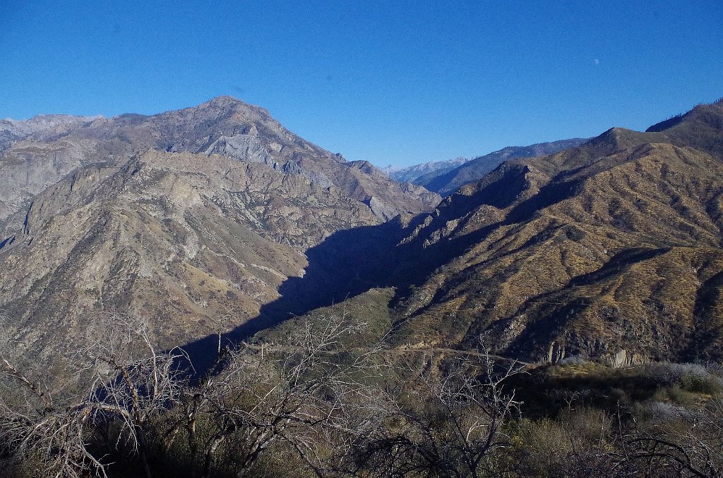 2019_1105_150752.JPG - Kings Canyon NP - Scenic Byway