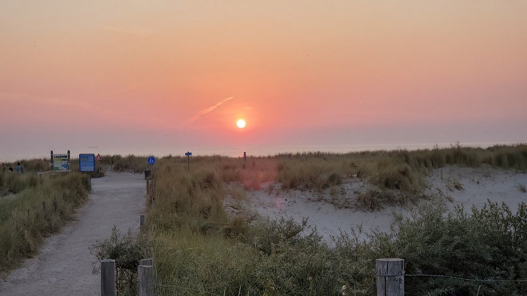 2020_0810_210243.jpg - Petten aan Zee